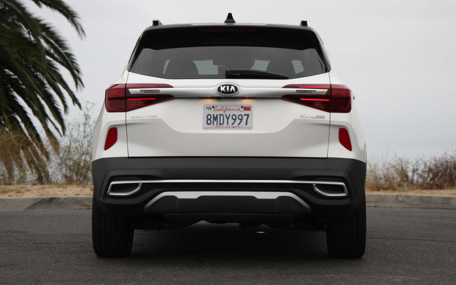 Comparison Kia Seltos SX 2021 vs Jeep Compass Limited 2020 SUV